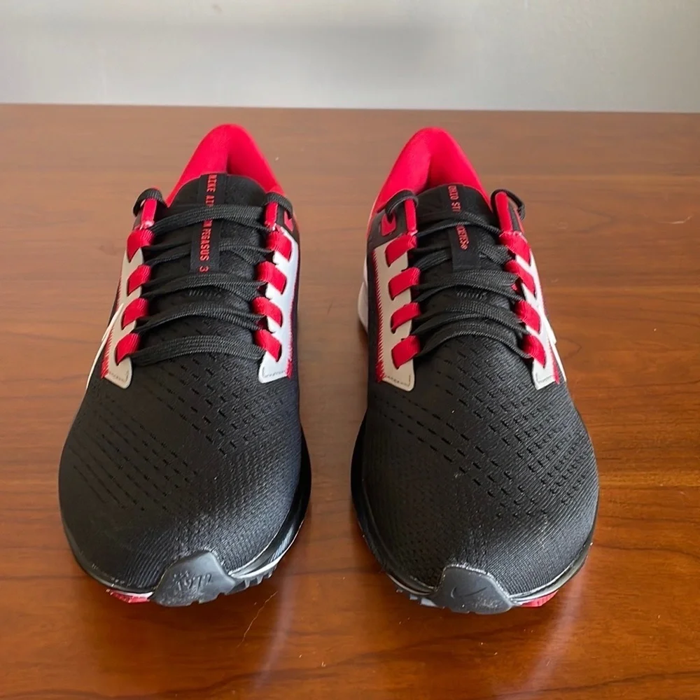 Nike Air Zoom Pegasus 38 Ohio State Buckeyes Running Shoes DJ0837-001 NWOB - Picture 4 of 6